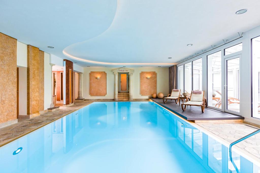 Bazén v ubytování Hotel Noltmann-Peters nebo v jeho okolí