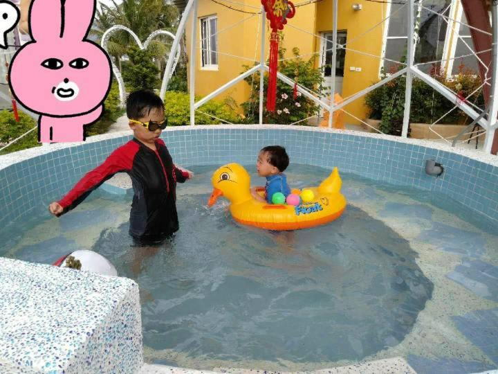 入住墾丁哈比星堡的客人