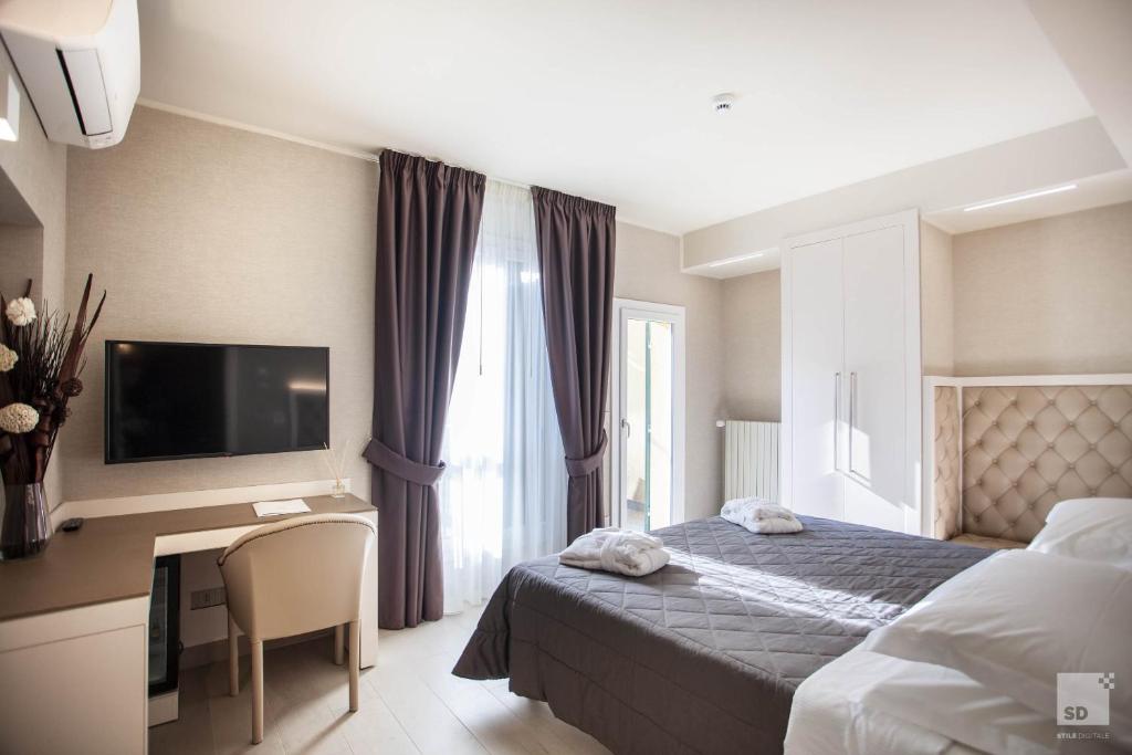 Hotel Cavour - Resim 24