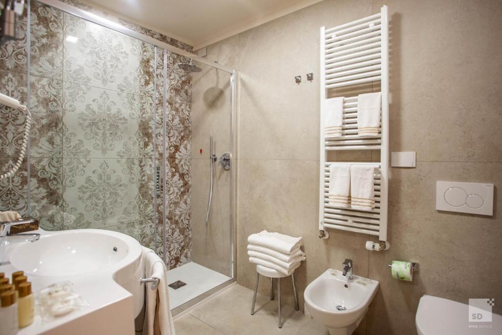 Koupelna v ubytování Hotel Cavour