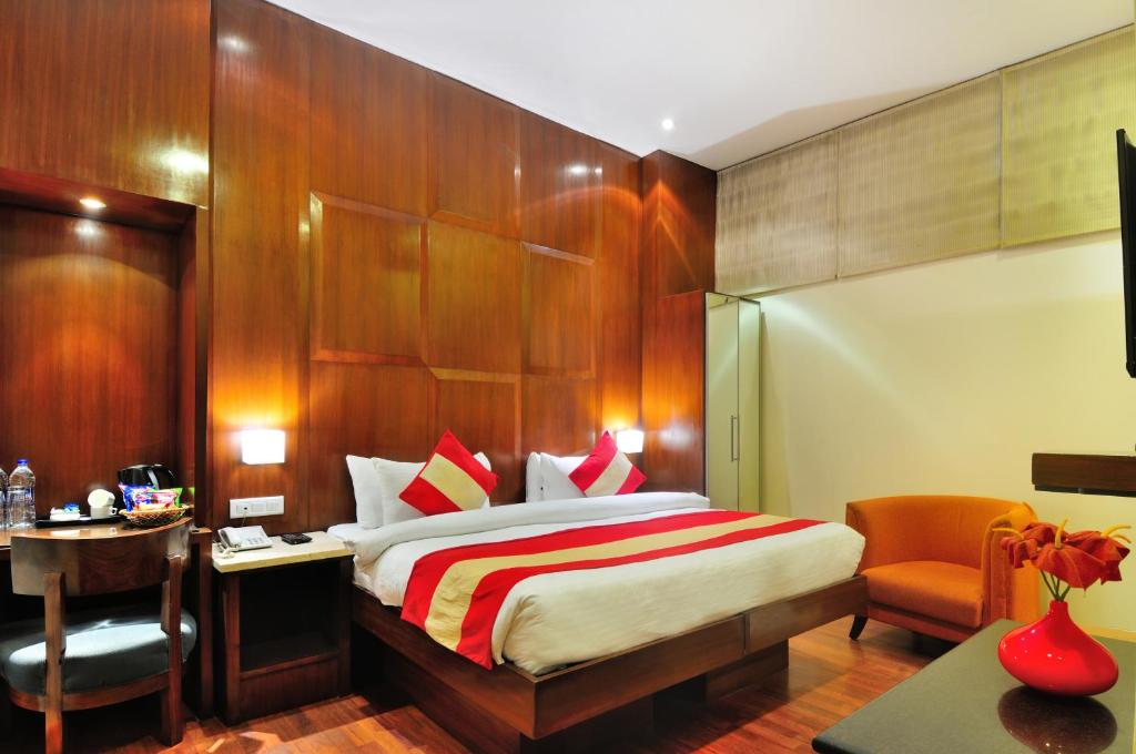 Postel nebo postele na pokoji v ubytování Hotel Aura - New Delhi Railway Station