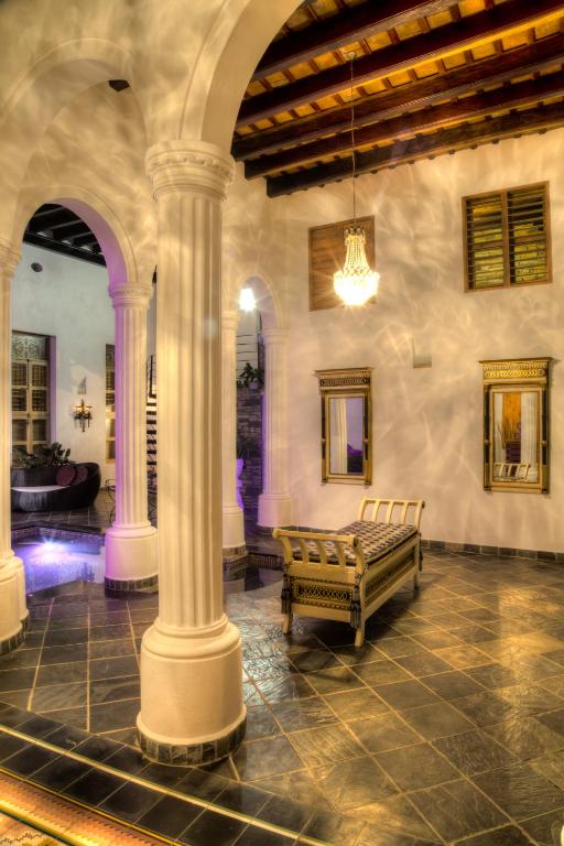 Posezení v ubytování Casa de Leda, a Kali Hotel
