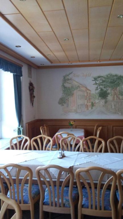 Fotografie z fotogalerie ubytování Hotel Haus Irsfeld v destinaci Waxweiler