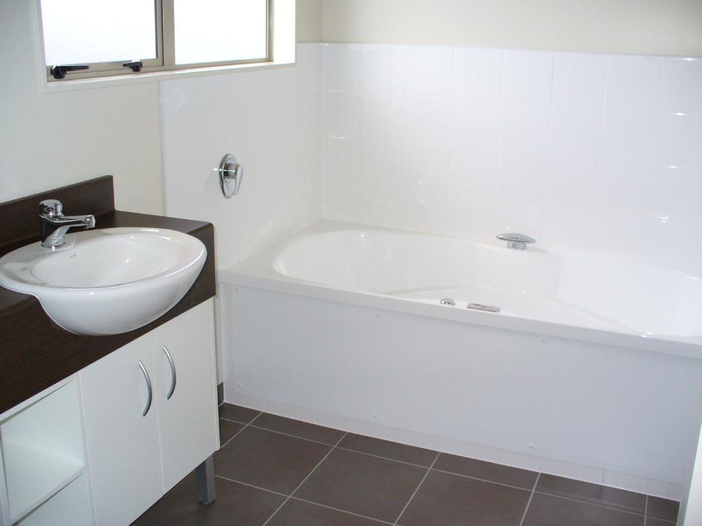 
Studio with Spa Bath
