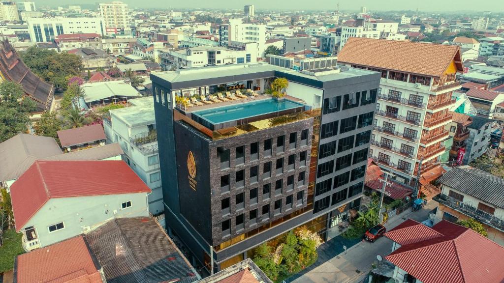 Lao Poet Hotel - Housity