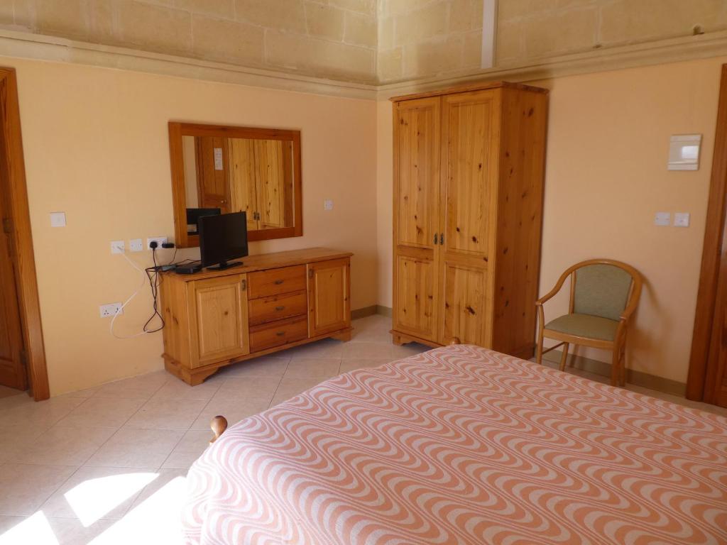 San Antonio Guesthouse - 3