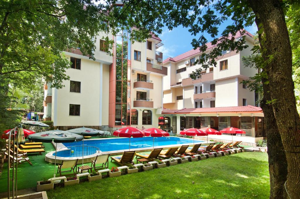 Bazén v ubytování Hotel Sigma nebo v jeho okolí