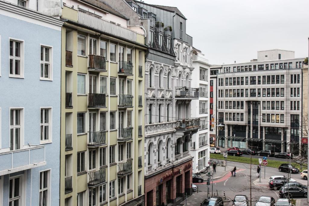 Nespecifikovaný výhled na destinaci Düsseldorf nebo výhled na město při pohledu z hotelu