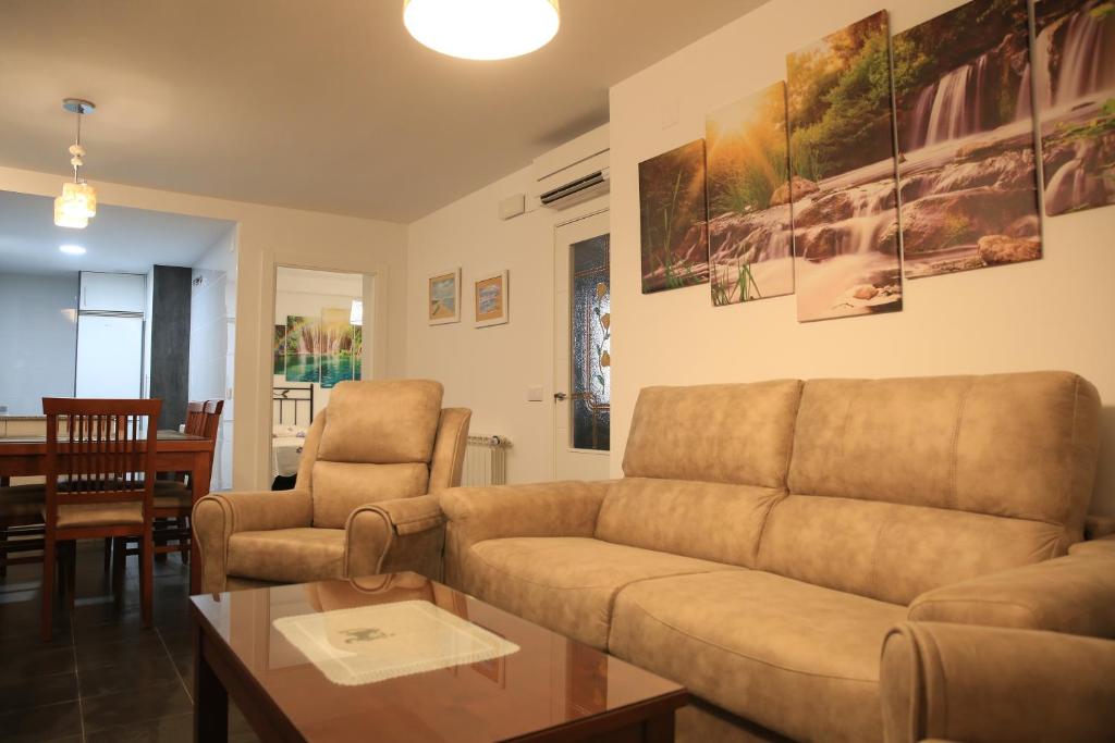 Posedenie v ubytovaní APARTAMENTOS LA VEREDA
