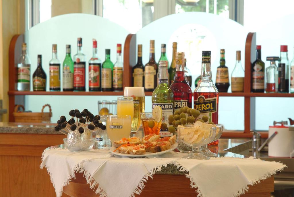 Nápoje v ubytování Hotel De La Plage