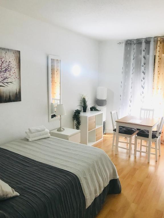 Resitur 527, Sevilla – Precios actualizados 2023