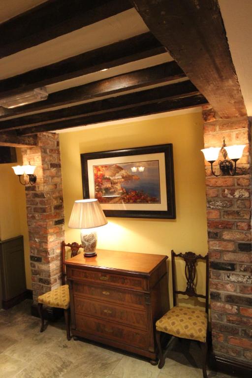 Fotografie z fotogalerie ubytování The Dibbinsdale Inn v destinaci Bromborough