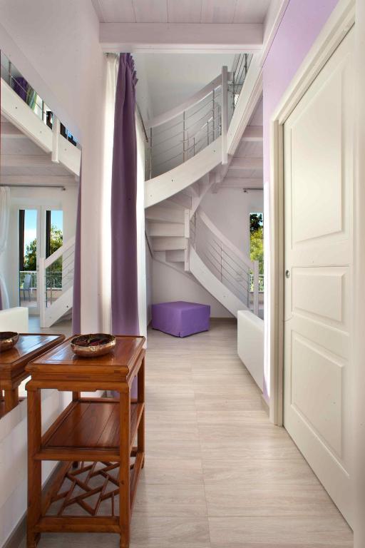 Al Centro Suites - 4