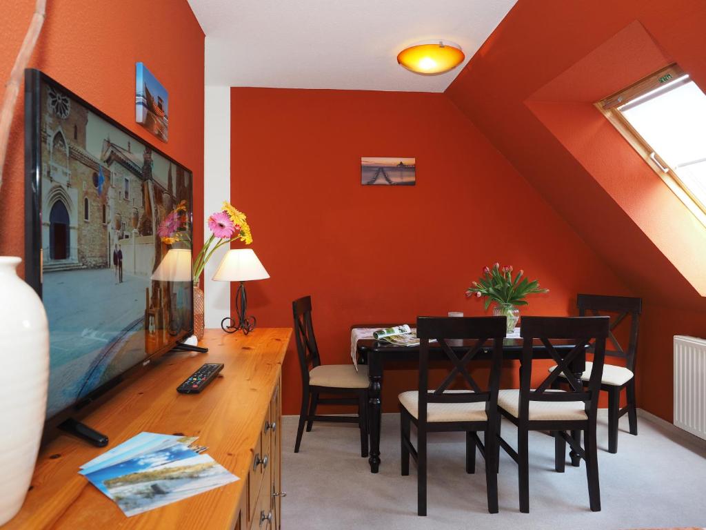 Ferienwohnungen Wergin - Apartment With Balcony