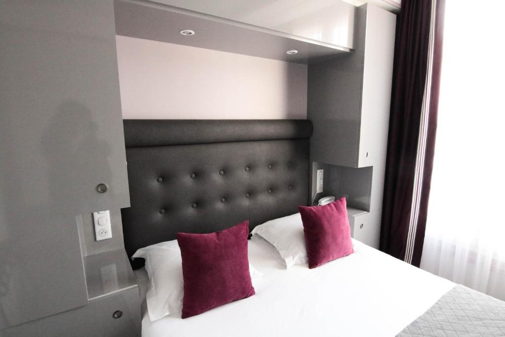 Hôtel Crystal Reims Centre - Resim 13