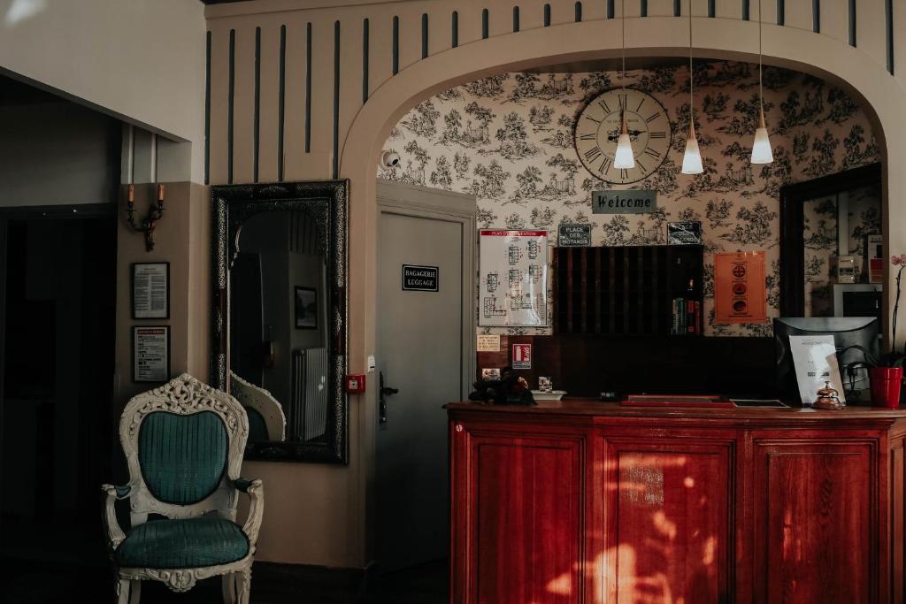 Hôtel Crystal Reims Centre - Resim 24