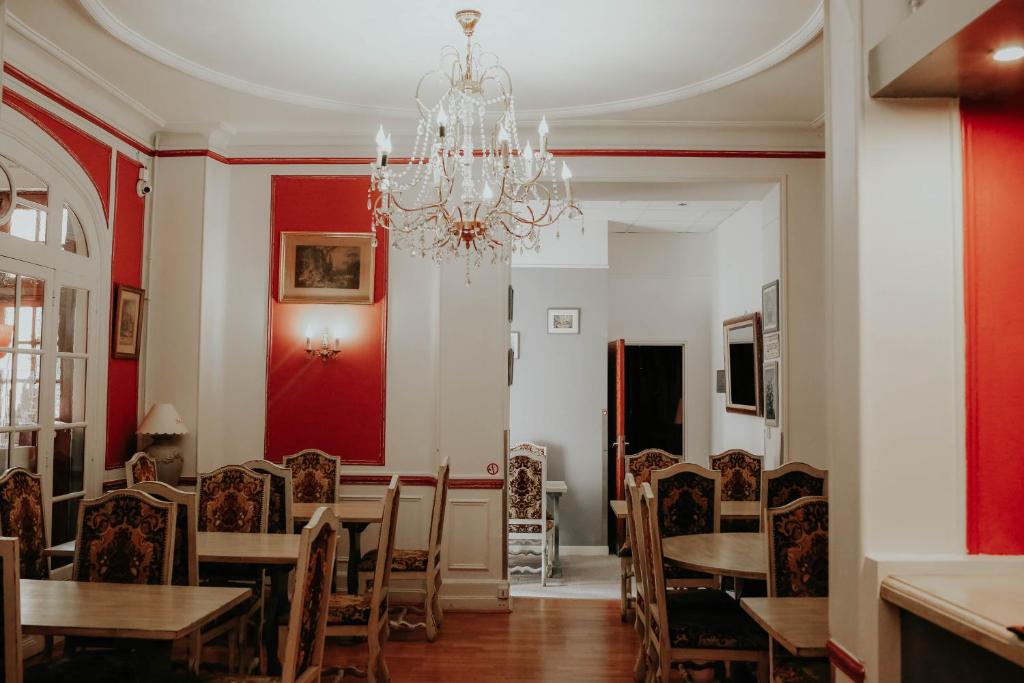 Hôtel Crystal Reims Centre - Resim 40