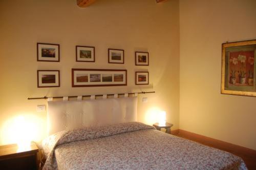 A bed or beds in a room at Il Giardino Segreto