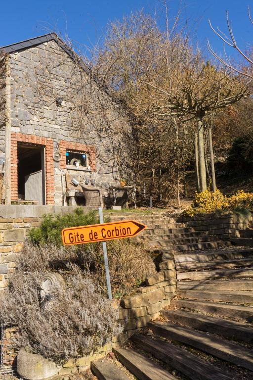 Foto sihtkohas Leignon asuva majutusasutuse Gîte de Corbion une envie d'Ailleurs 6personnes et le Pt Bonheur 2 personnes galeriist