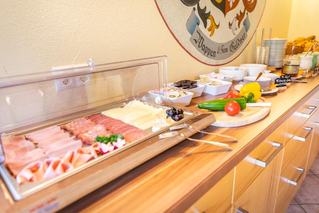Cibo presso l'affittacamere o nelle vicinanze