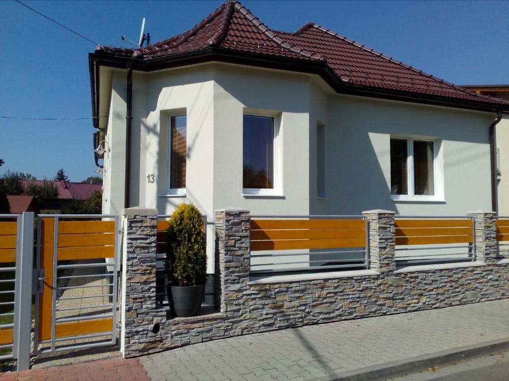 Budova, v ktorej sa apartmán nachádza