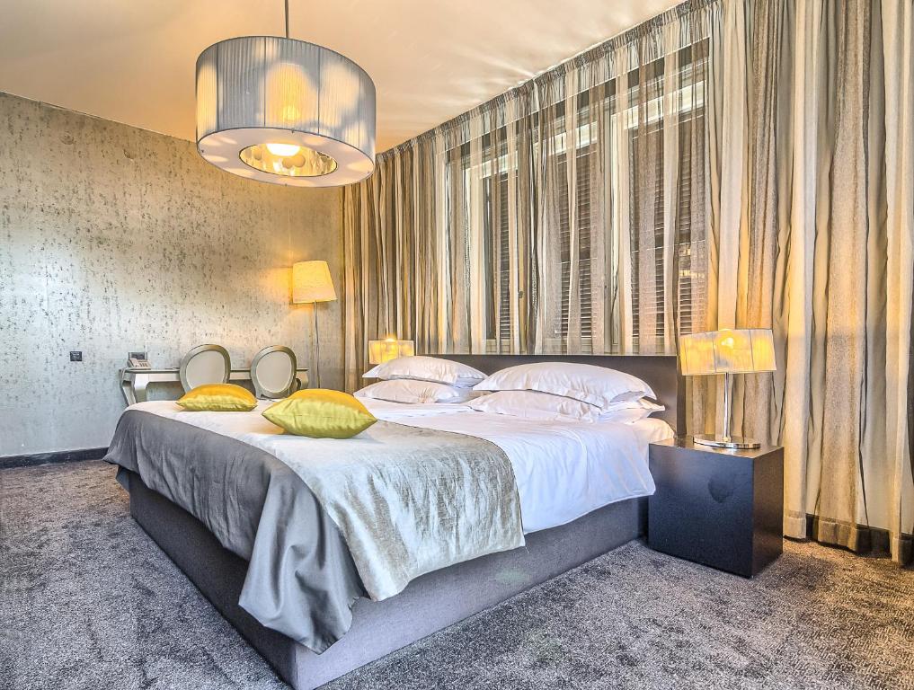 Postel nebo postele na pokoji v ubytování Brijuni Hotel Istra