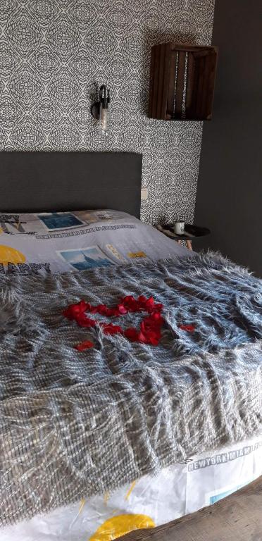 Postel nebo postele na pokoji v ubytování Gîte de Corbion loft2