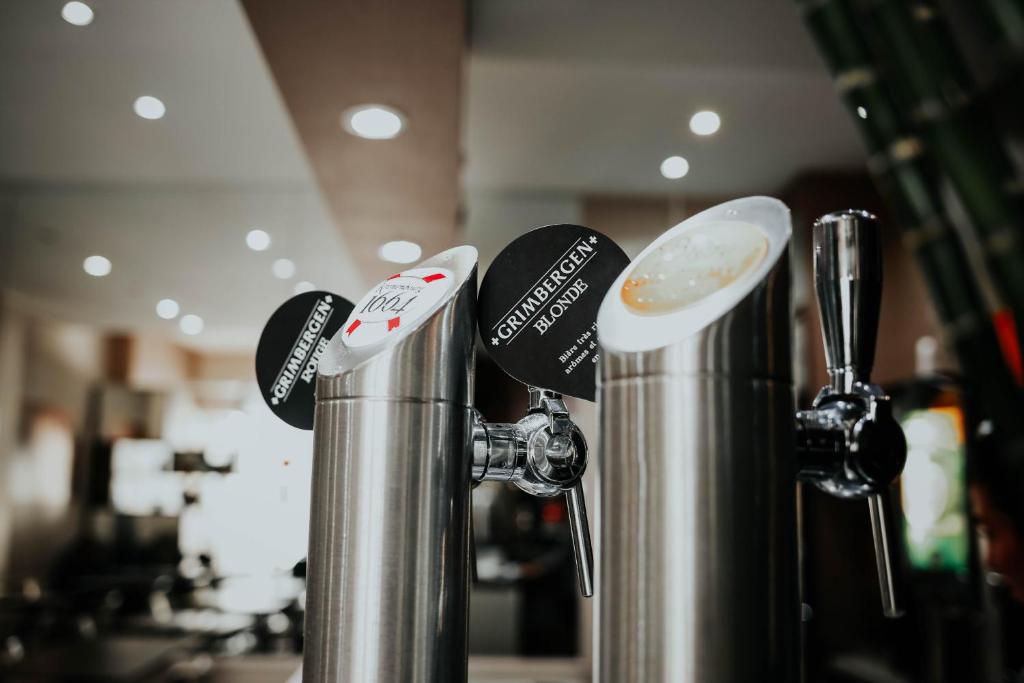 Fitness centrum a/nebo fitness zařízení v ubytování Hôtel Cecyl Reims Centre