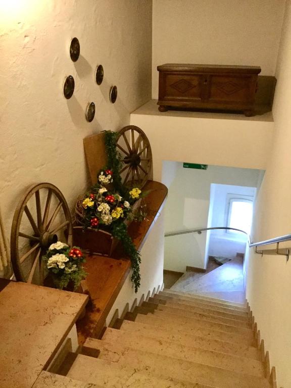 Fotografie z fotogalerie ubytování Hotel zum Kreuz v destinaci Suhr