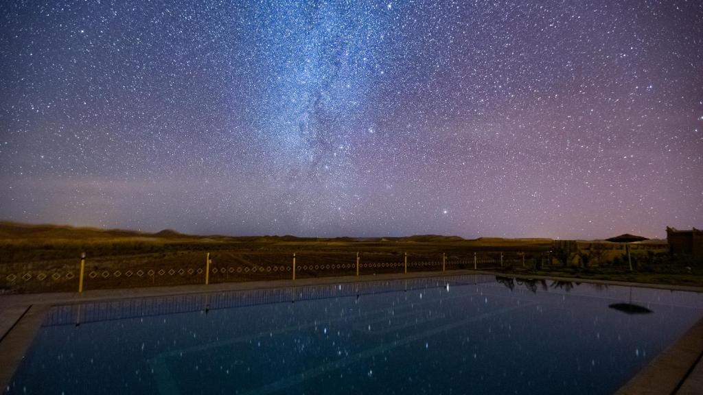 Bazén v ubytování Ecolodge l'île de Ouarzazate nebo v jeho okolí