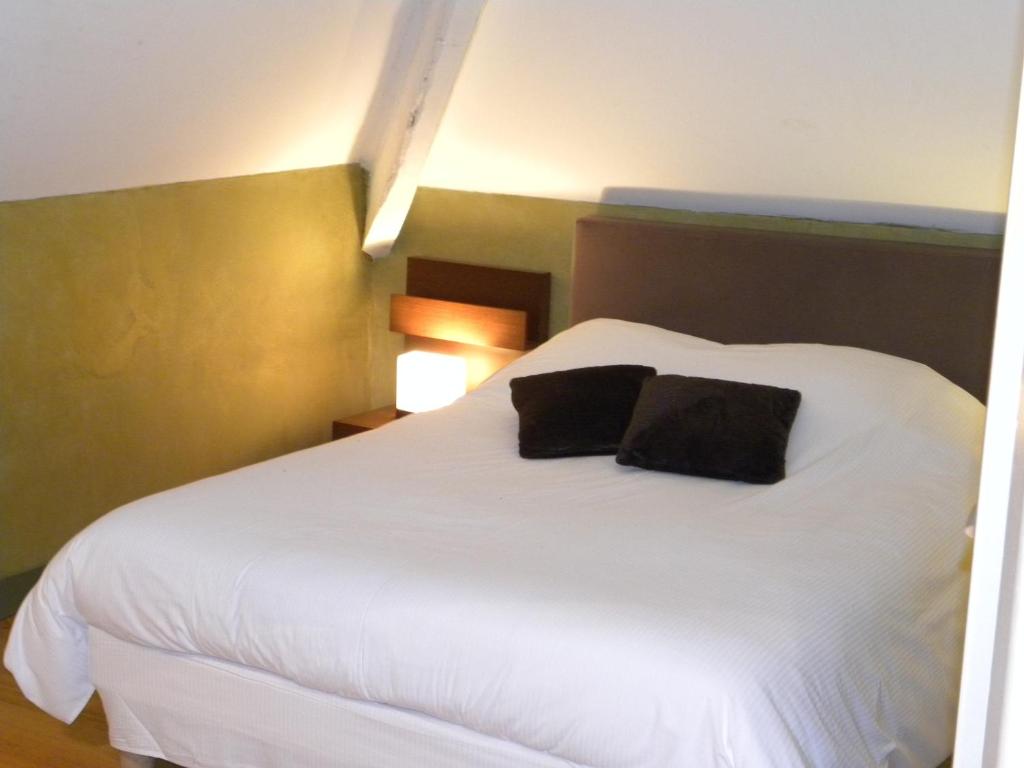 Hotel La Bastie d'Urfé - Habitación Familiar