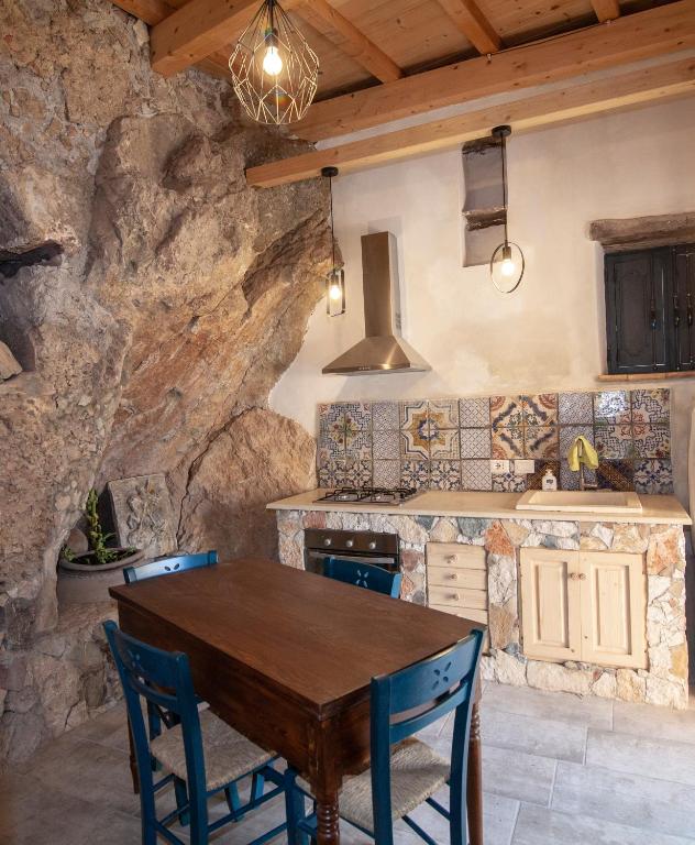 Casa Vacanza La Rocca - Huis Met één Slaapkamer