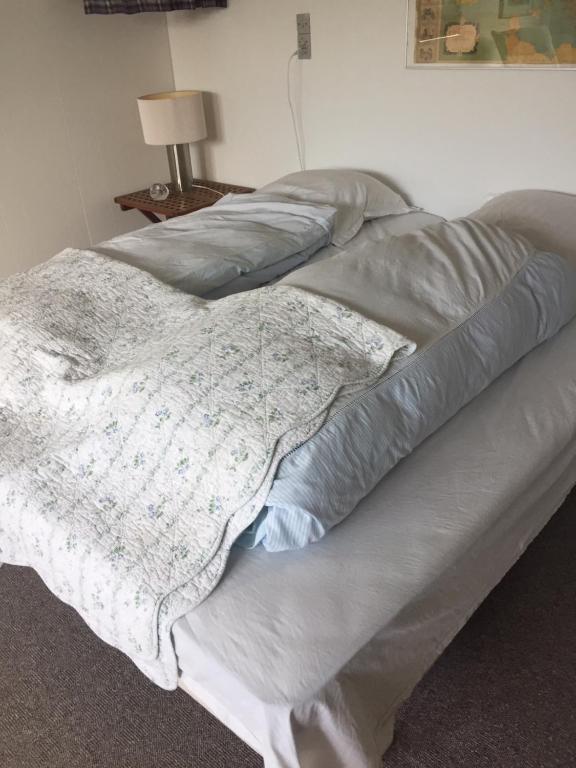 Postel nebo postele na pokoji v ubytování Ebeltoft-rooms