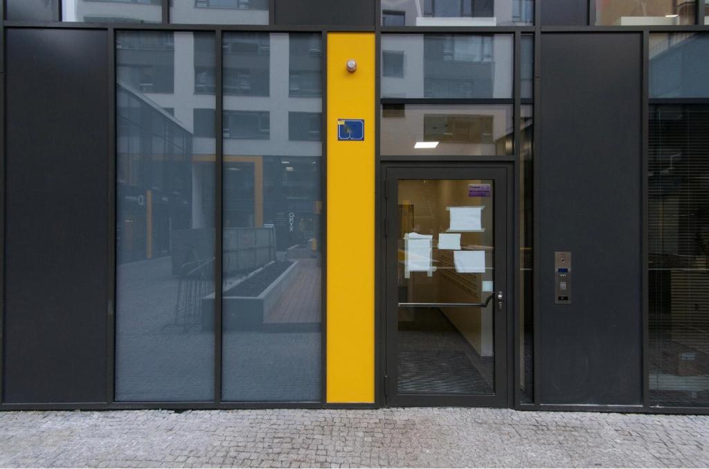 Zdjęcie z galerii obiektu FREE PARKING IN GARAGE Karolina Plazza, new cosy studio with all you need w Pradze