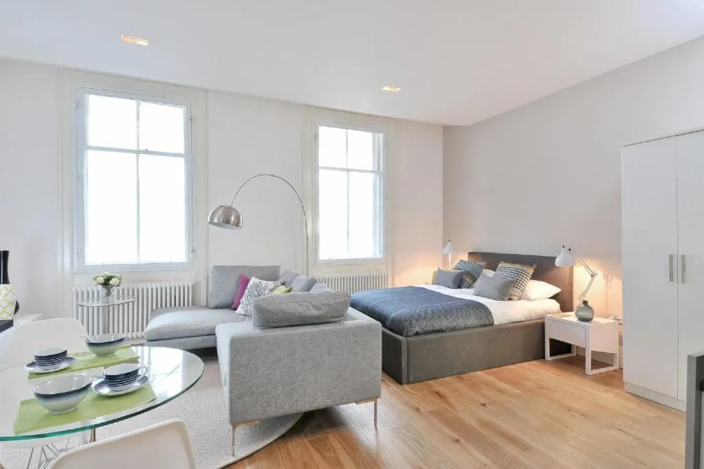 Destiny Scotland - St Andrew Square Apartments, Edinburgh, United Kingdom