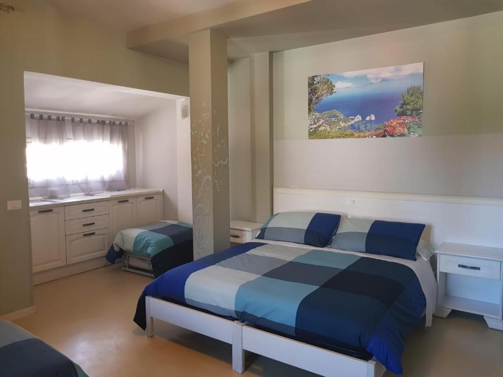 B&B La Sicilia a Tavola - Family Room With Private Bathroom