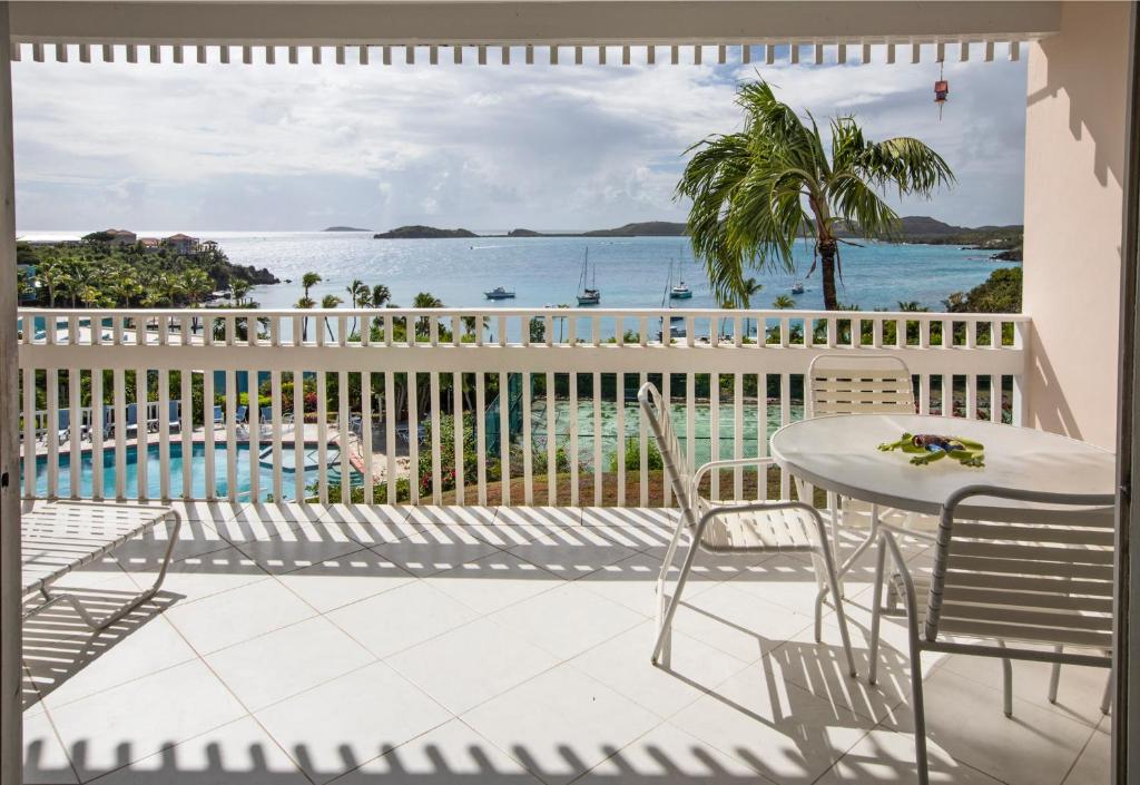 Secret Harbour Beach Resort - Suite King à Deux Chambres à Deux Chambres