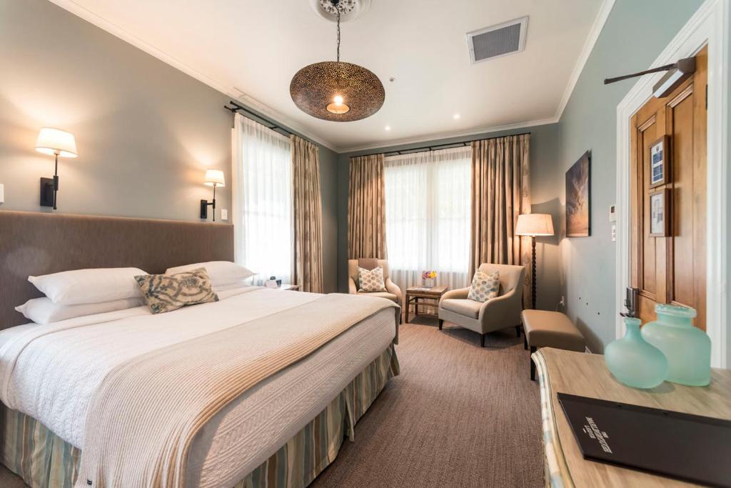 The Marlborough - Resim 36