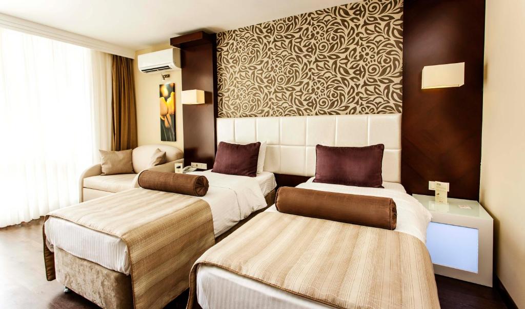 Tusan Beach Resort - All Inclusive - Habitación Doble De Lujo Con Vista Al Mar + 2 Niños