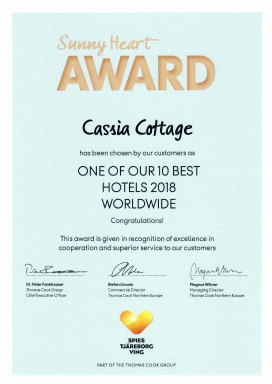 Certifikát, hodnocení, plakát nebo jiný dokument vystavený v ubytování Cassia Cottage Resort and Spa