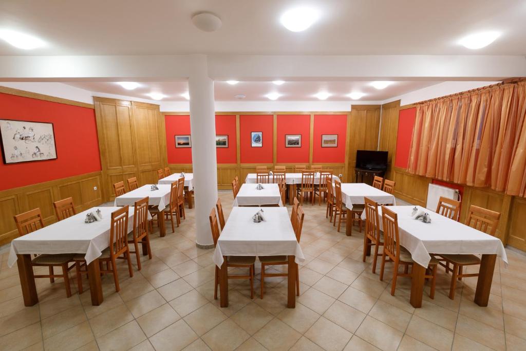 Restaurace v ubytování Art Garni Hotel