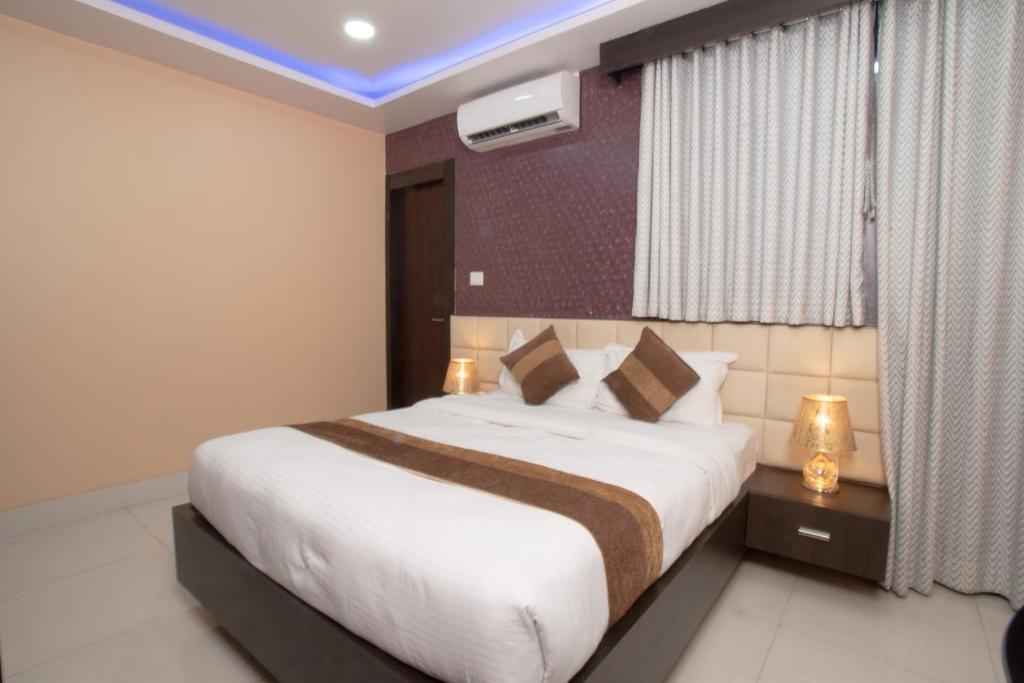 Annapurna Hotel - Queen Room Met Balkon