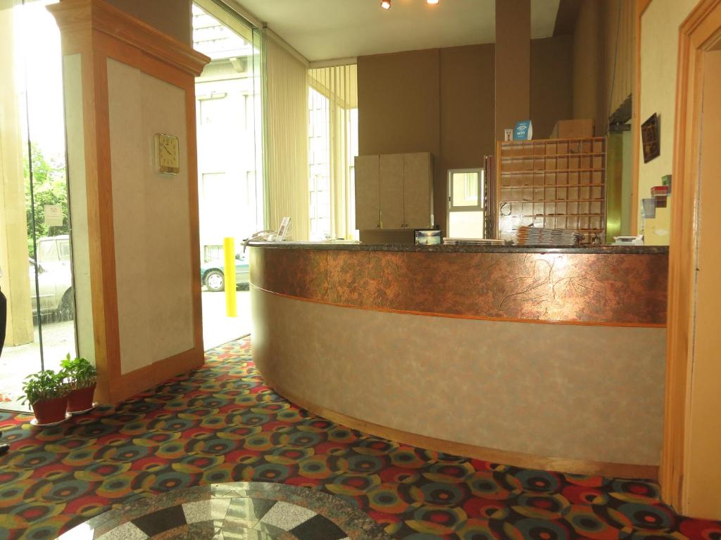 Fotografie z fotogalerie ubytování Tropicana Suite Hotel v destinaci Vancouver