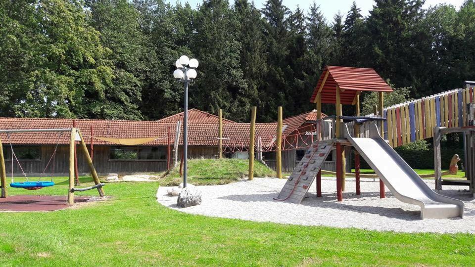 Herní místnost nebo prostor pro děti v ubytování Almtalhotel Appartements in Pettenbach