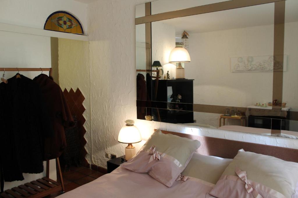 A bed or beds in a room at Punto Relax