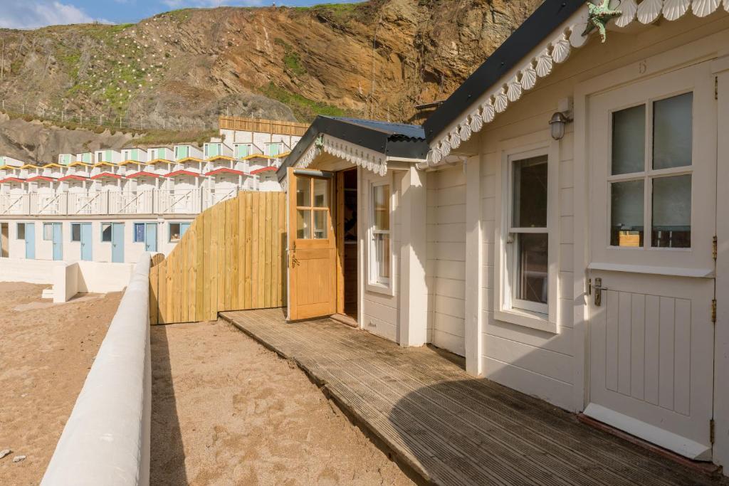 Nespecifikovaný výhled na hory nebo výhled na hory při pohledu z bed and breakfast