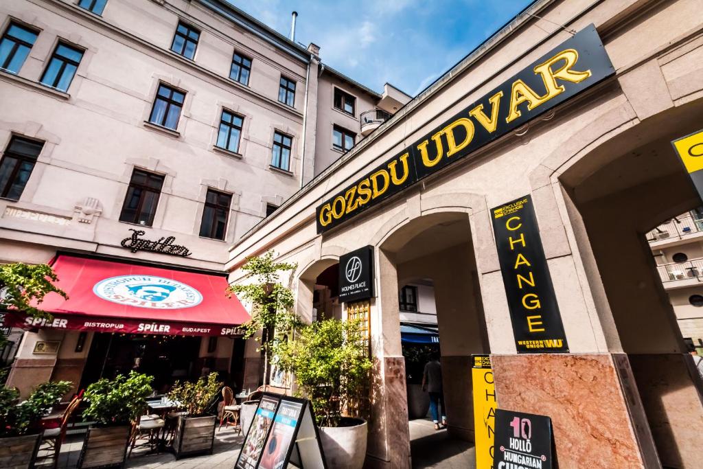 Budova, v ktorej sa apartmán nachádza