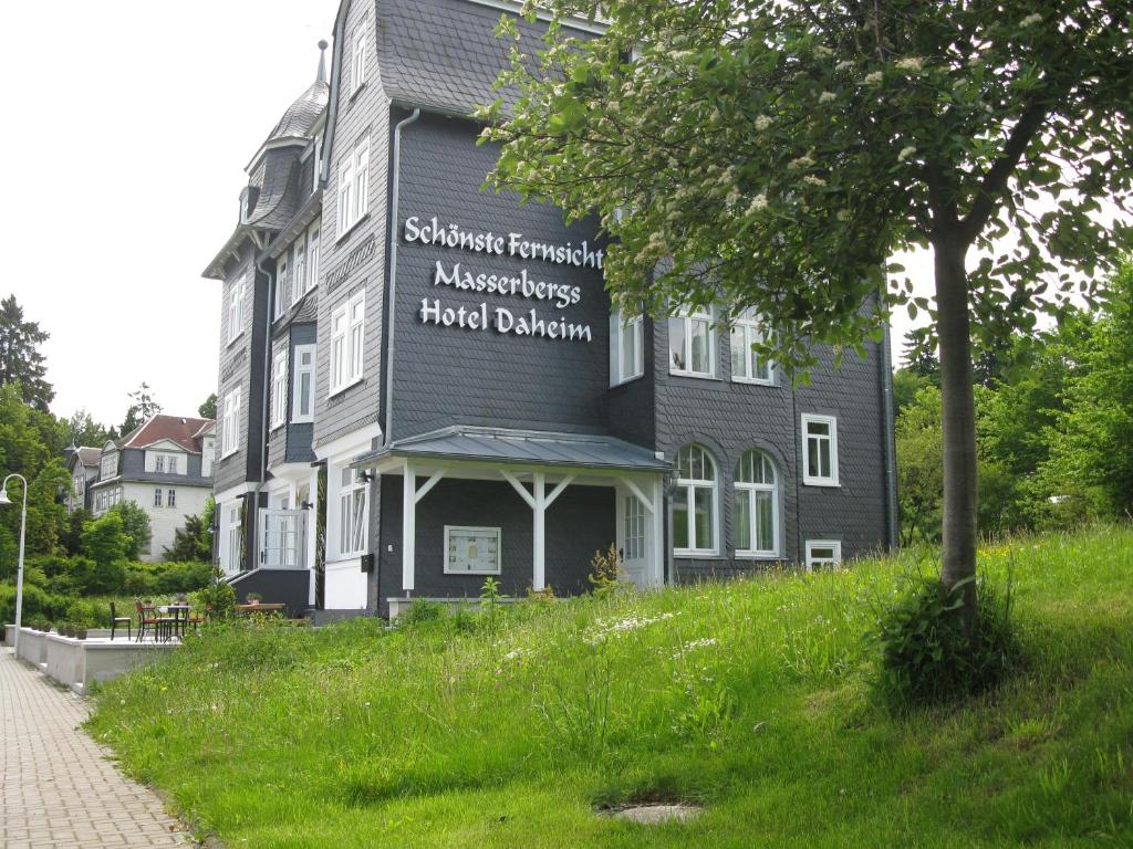 Budova, kde se aparthotel nachází