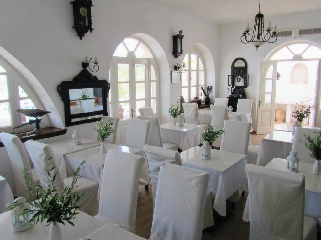 Restaurace v ubytování Porto Scoutari Romantic Hotel