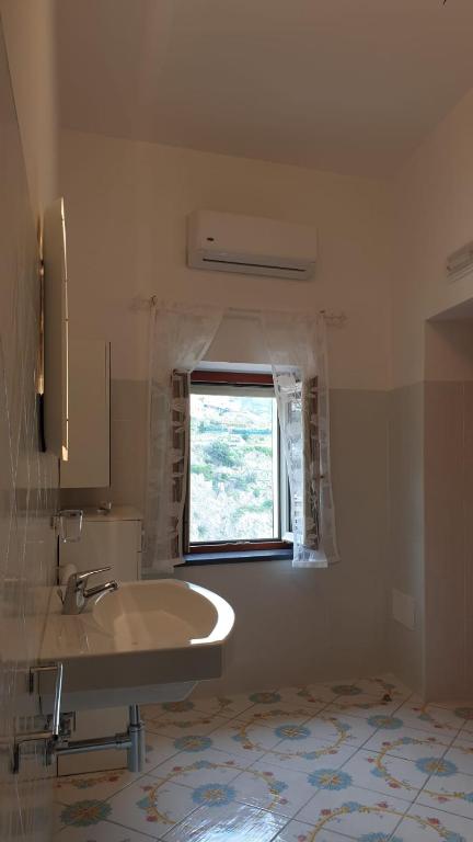 Kép Filù Rooms Paradise Tower szállásáról Minoriban a galériában